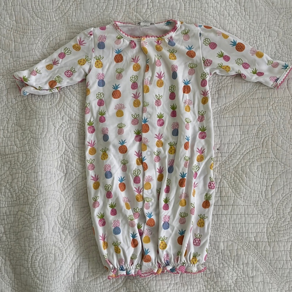 Kissy Kissy Converter Gown, NB